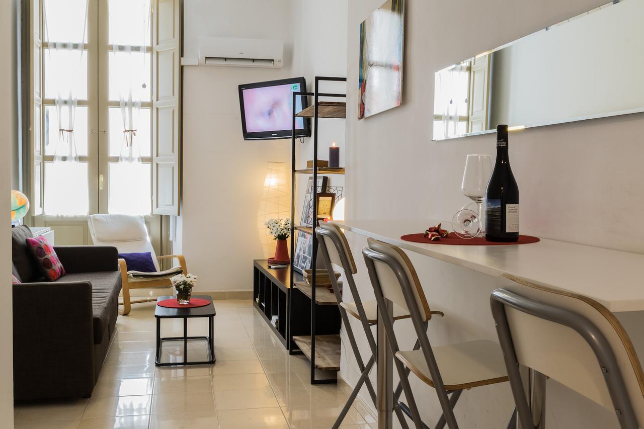 Malama Apartamentos Turisticos Málaga Eksteriør bilde