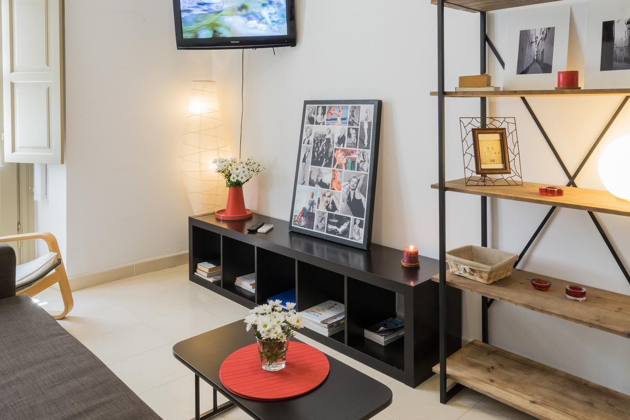 Malama Apartamentos Turisticos Málaga Eksteriør bilde